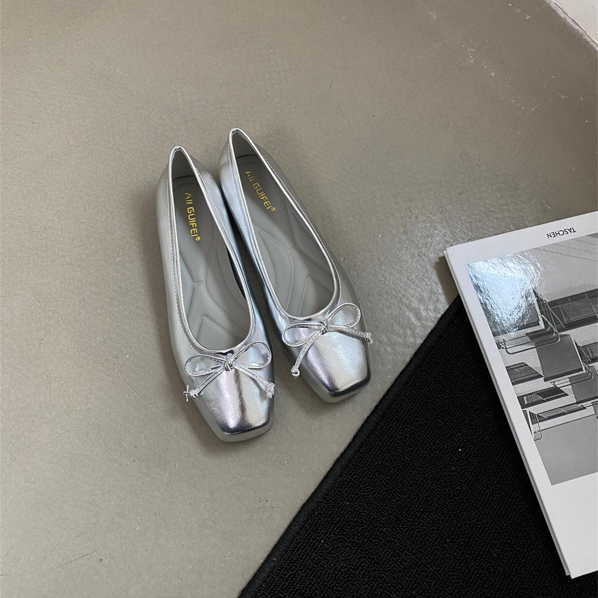 

Fairy wind gentle shoes female spring and summer 2025 new bow square head flat sole shoes silver light mouth beanie shoes 35 серебряный