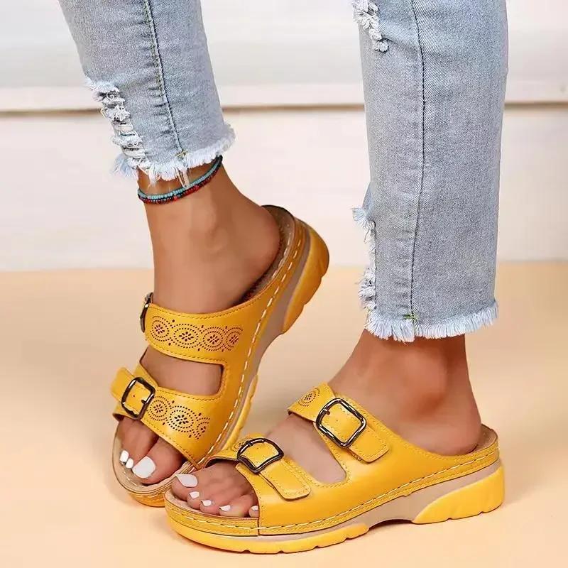 Women Closed Toe Summer Shoes 2025 New Comfort Double Buckle Wedge Ladies Sandals Plus Size Platform Casual Slippers Women