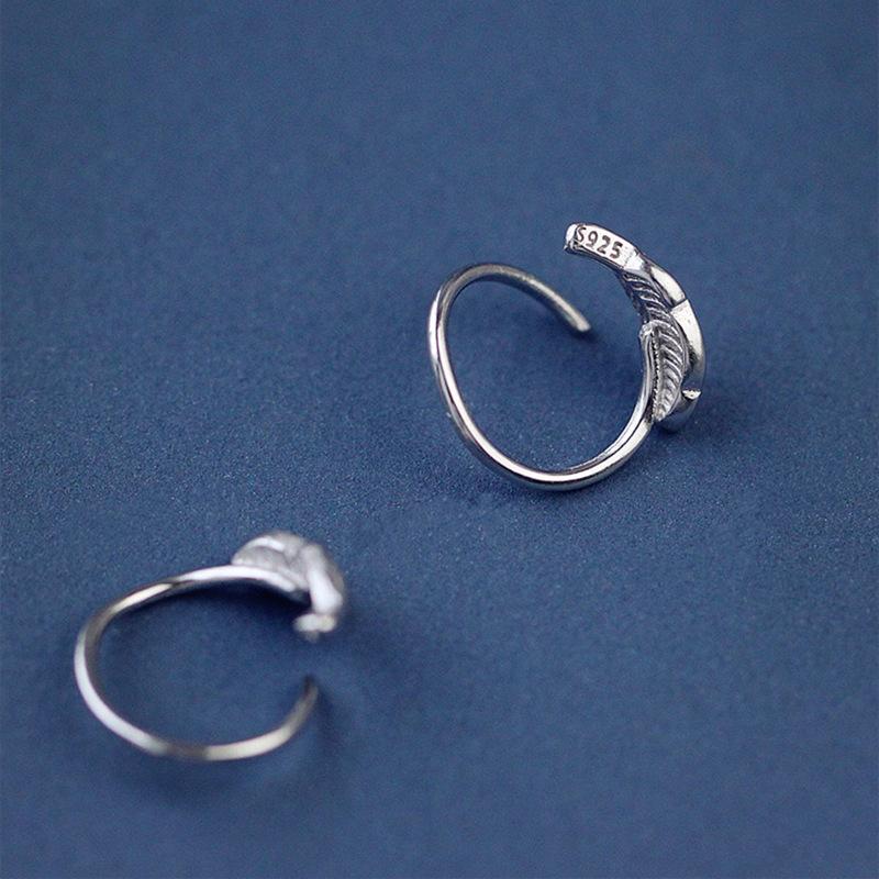 Orecchini da Donna, Piccoli Orecchini a Piuma, Freschi e Personalizzati Versione Coreana di Nicchia Senso del Design Studente