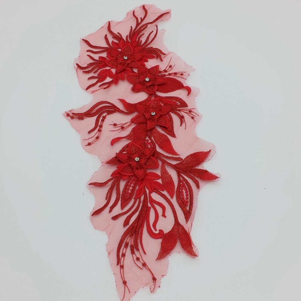 

Colorful Embroidered Floral Patches 3D Flower Sequins Patches Sewing On Patches Stage Costumes червоний