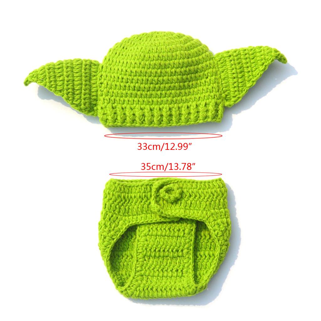 Ručně vyrobený zelený Yoda vlněný outfit pro miminkovské focení