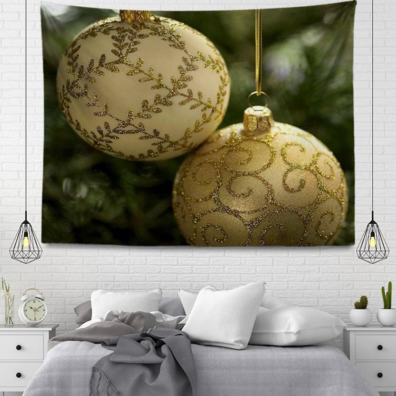 Hängende Wandteppiche aus Stoff im weihnachtlichen Stil