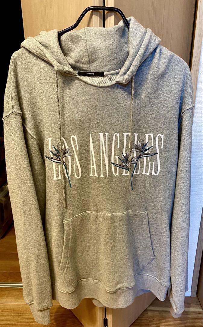 

[Б/У] Оригинальная цена: 50 000 иен. Серый худи STAMPD из Лос-Анджелеса. Отличное состояние.