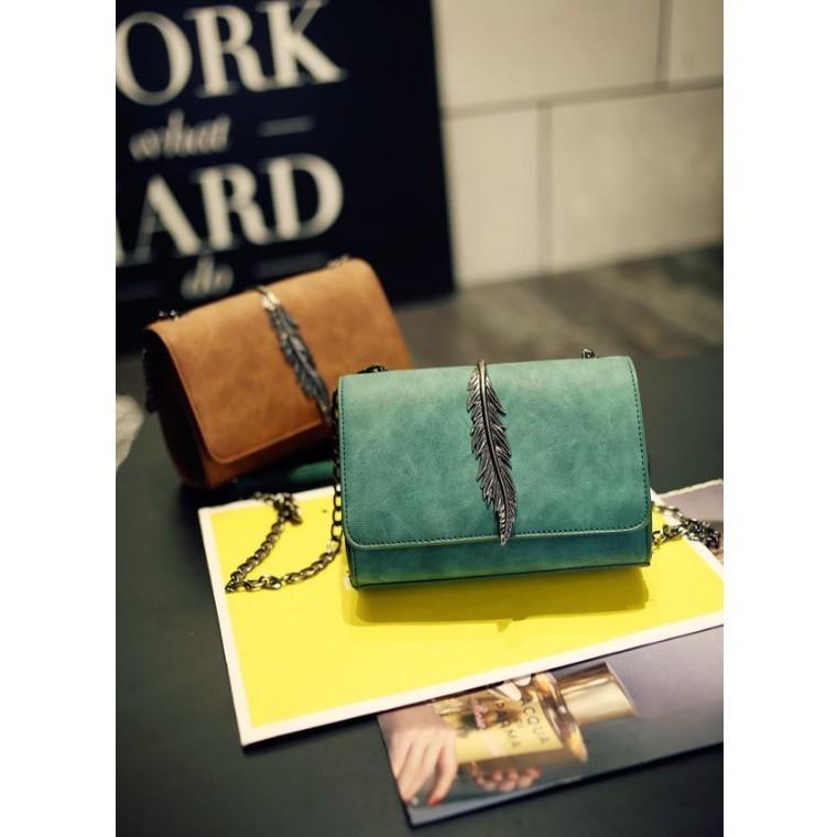 Elegant Women Ladies Leather Shoulder Bag With Classic Timeless Design And Versatile Appeal