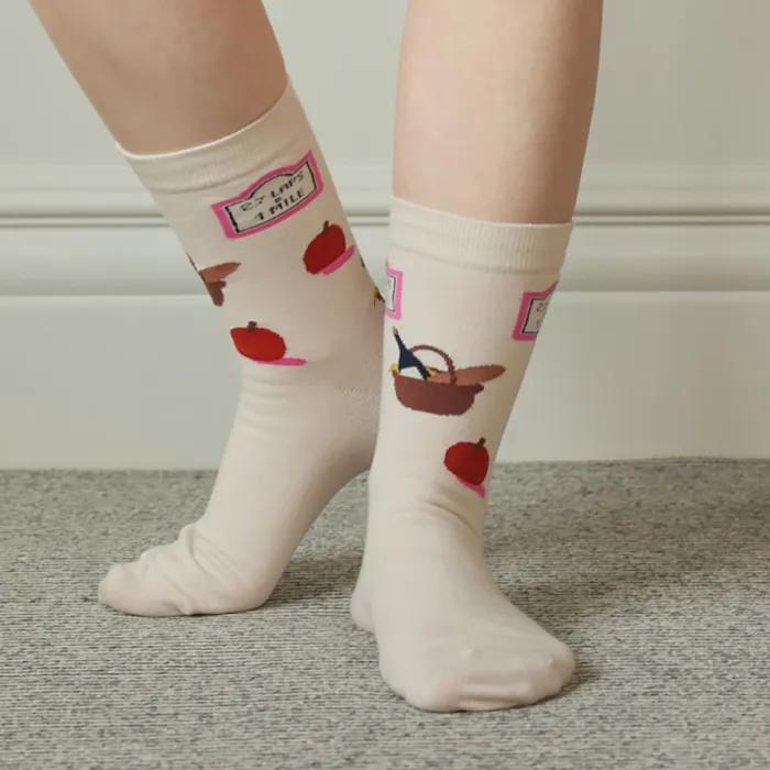 Writer Saebyeol, Girls stuff socks