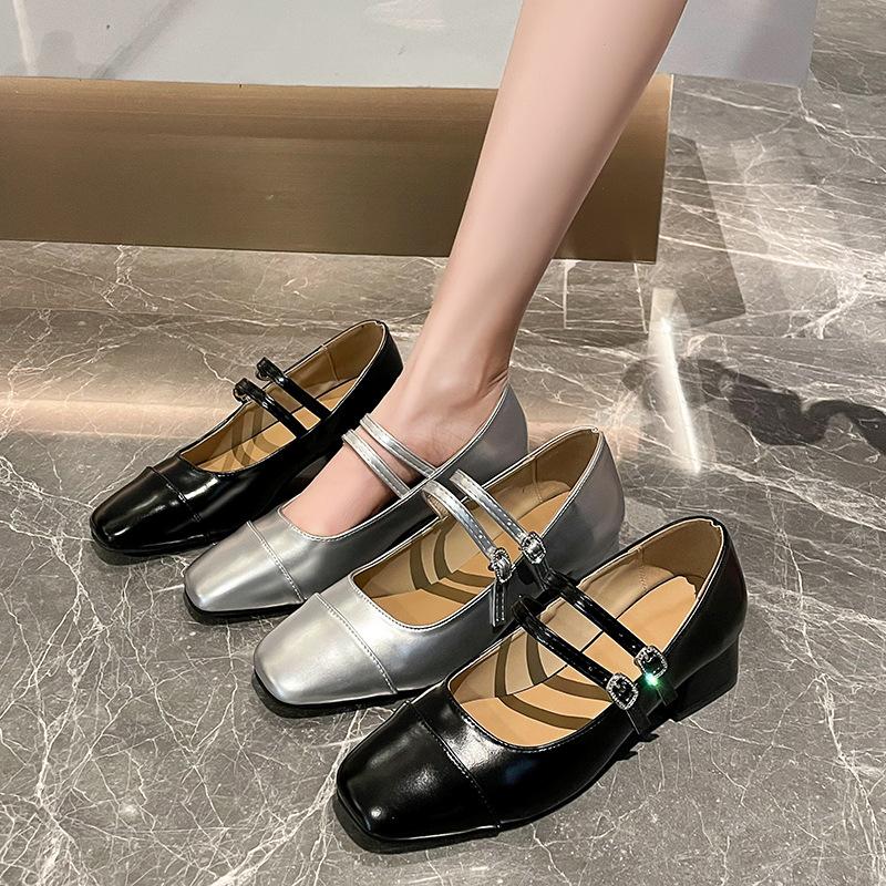 Light mouth Mary Jane shoes women's buckle versatile medium heel single shoes spring and autumn silver 2025 thick heel belt
