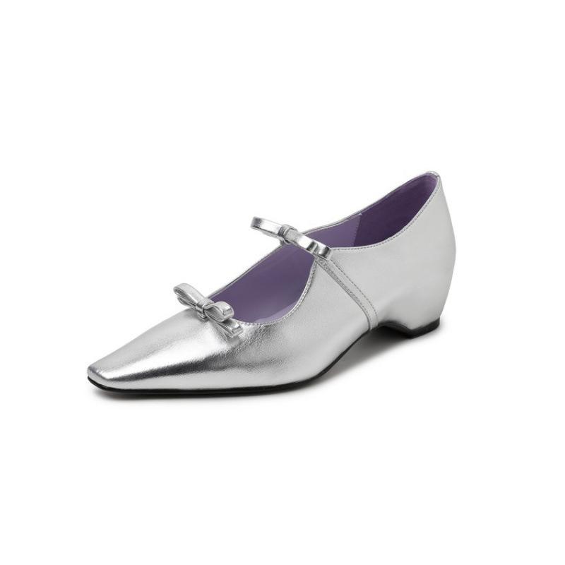 

Новая женская модная одинарная обувь, нескользящая подошва из говяжьей кожи, остроносые женские туфли из овчины, низкий каблук, удобные, модные, повседневные маленькие кожаные туфли 39