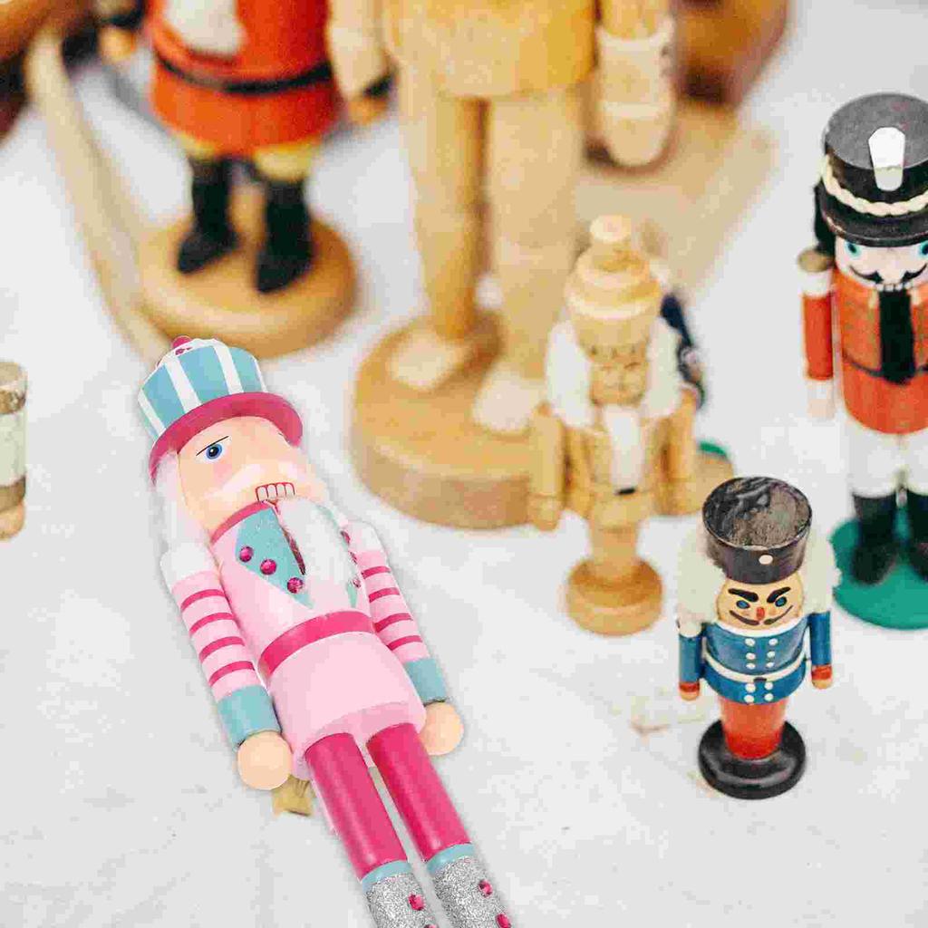 Nussknacker Soldat Weihnachten Desktop Nussknacker Figuren Rosa Süßigkeiten Spielzeug Dekorationen Weihnachten Holzhandwerk Mädchen Kind Kranz