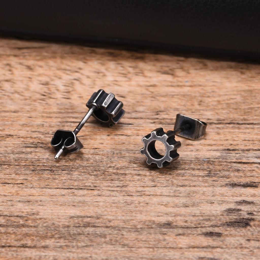 Stainless Steel Gear Stud Earrings for Men Boys,Retro Gray Ear Studs,Rock Punk Jewelry Anniversary Birthday Gifts
