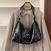 Vintage Versatile Glossy Surface PU Leather Women's Shoulder Bags Fashi Rivets Ladies Underarm Bags Casual Female Handbags