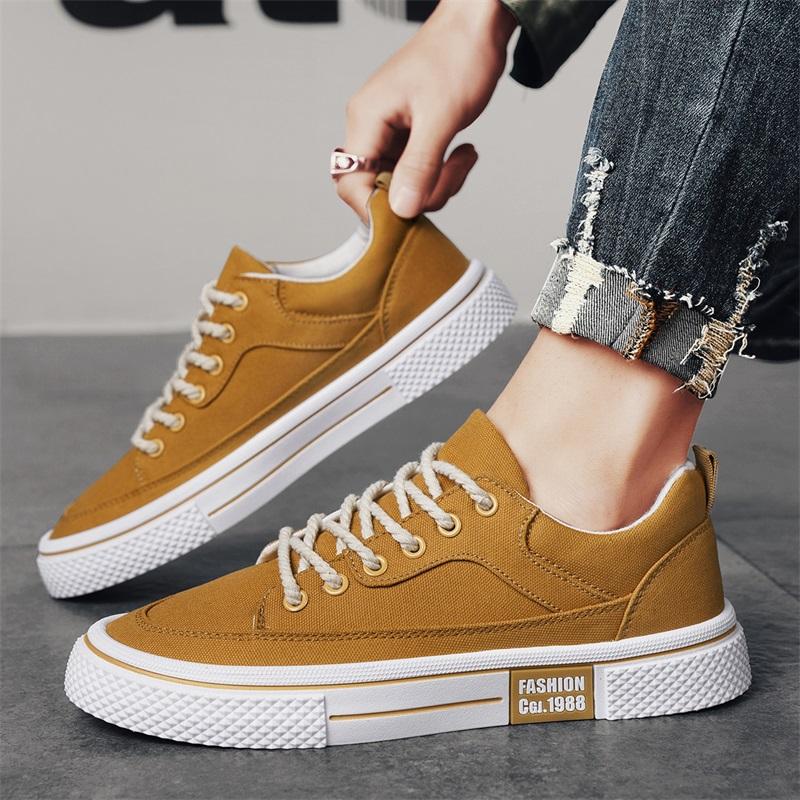 New Men's Classic Four Seasons Fashion Low Top Canvas Skateboarding Shoes Comfortable Soft Sole Sneakers