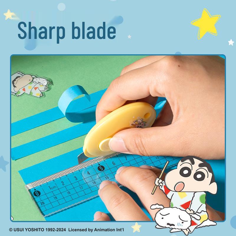 Deli LB165 Crayon Shin-chan Mini Craft Paper Cutter