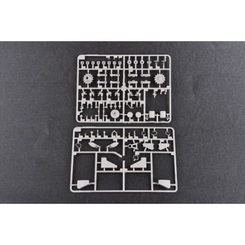 Trumpeter 1/35 Soviet Army T-10 Heavy Tank Plastic Model