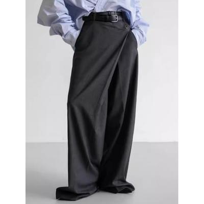 Partea inferioară (Îmbrăcăminte damă) – Capri și pantaloni
