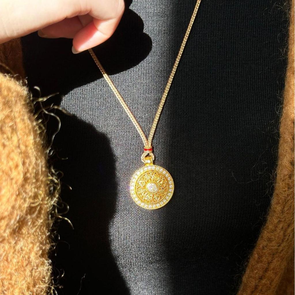 Vintage Chinese Eight Treasures Sand Gold Necklace for Women - Elegant, High-End Autumn/Winter Sweater Chain