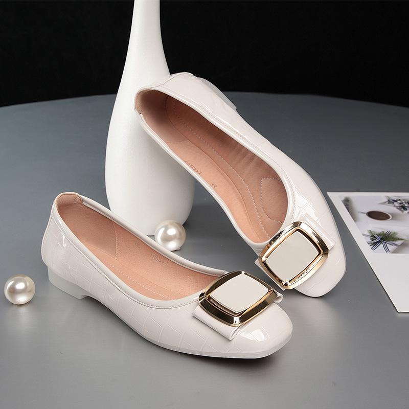 Women's Summer Flat Sandals 2025 Square Head Shallow Single Shoes Soft Pu Leather Casual Comfortable All-match Low-Heel Grace
