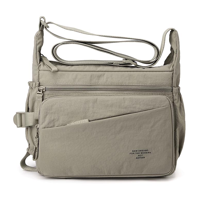 Large Capacity Shoulder Bag Multi-function Outdoor Short-distance Travel Bag