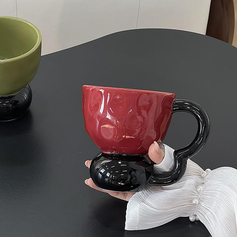 Lehký luxusní kontrastní míčový typ B keramický hrnek styl vysoce kvalitní domácí hrnek na pití kolej kancelář kávový hrnek