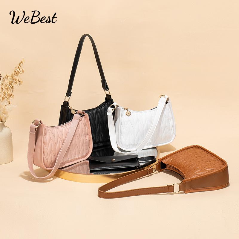 

Large Daily Bag with Comfortable Strap коричневий
