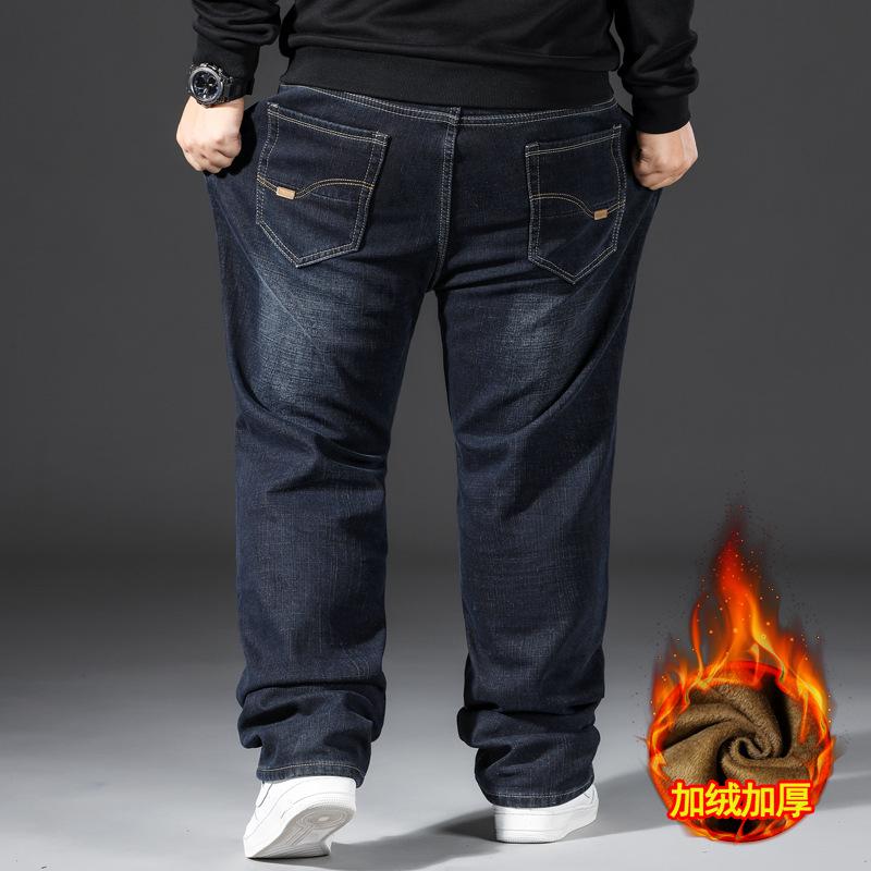Größe 28-48 Herbst und Winter Neue Herrenjeans mit Übergröße und Samt, dick und mit erhöhter Elastizität, lockere Hose mit geradem Bein