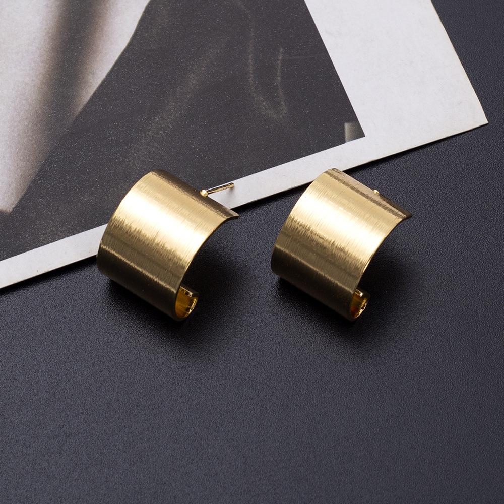 Geometric C-Shaped Brushed Metal Stud Earrings - Retro Christmas Fashion for Women