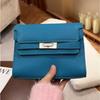 2026 new exquisite and trendy women's oblique span small square bag, first-layer cowhide handbag, genuine leather handbag, and lower bag.