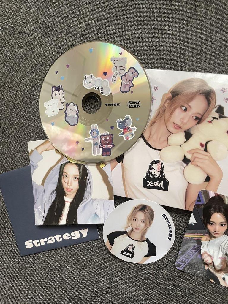 [USED] TWICE Strategy Mini Album Tzuyu