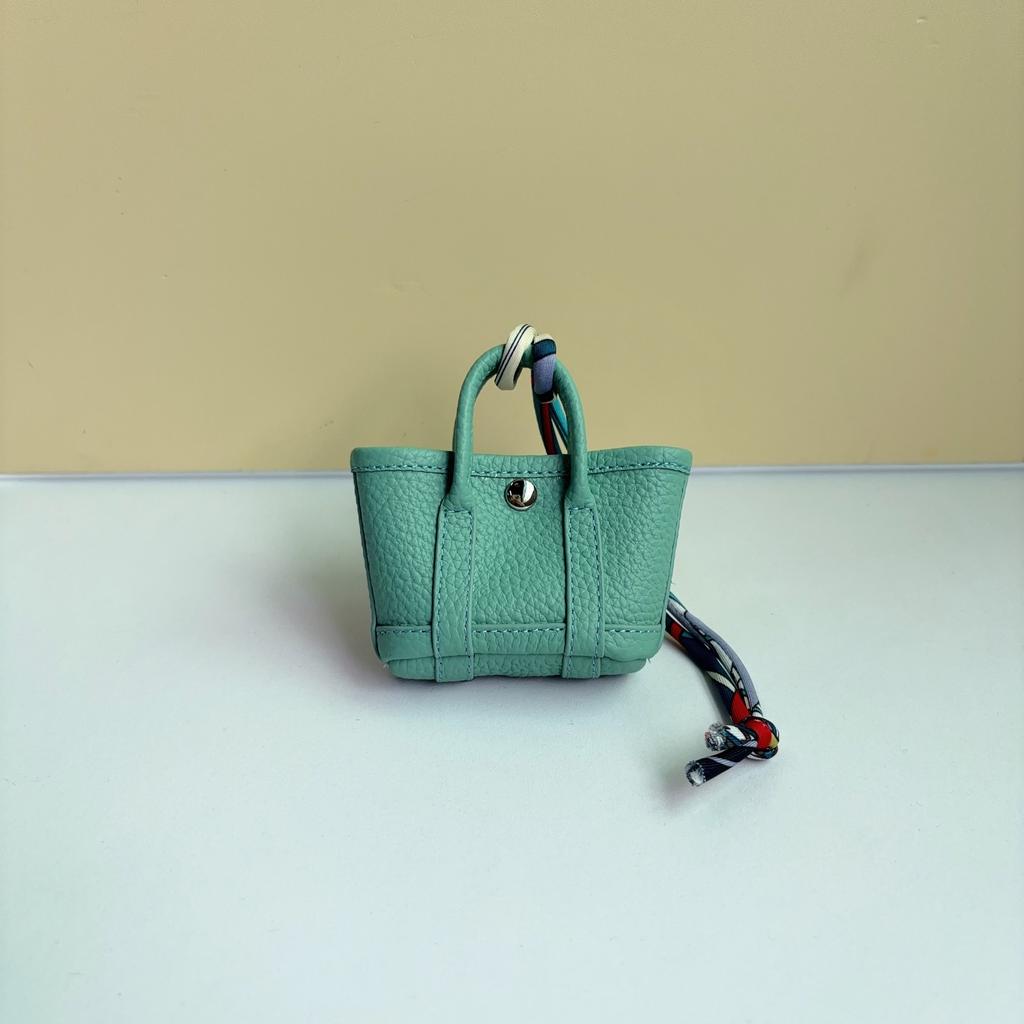 New leather garden small bag 2025 trendy mini garden bag foreign gas bag pendant creative car pendant