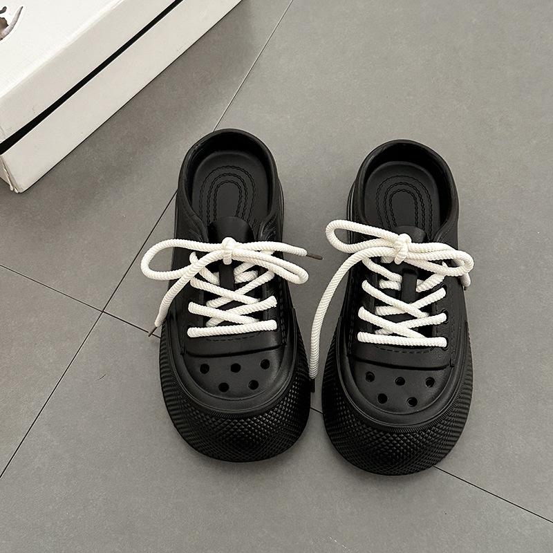 

Korean version of simple outer wear thick-soled heightening hole shoes for women s 2025 spring new breathable, comfortable and fashionable bag head 35-36