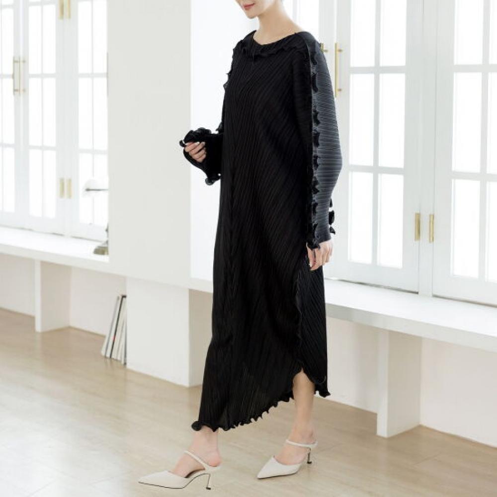 Plara Rose Balloon Pleats Dress