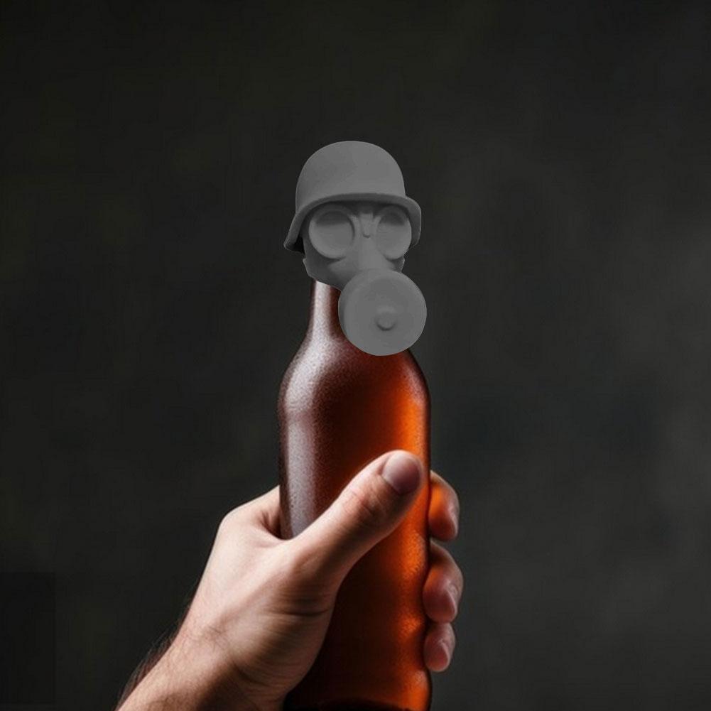 Gas Mask Beer Bottle Cap Reusable Beer Bottle Cover Beer Bottle Topper for Liquor Preservation & Dustproofing