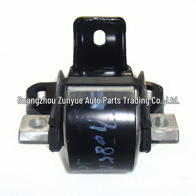 Engine Mount L Cross 4766474AC