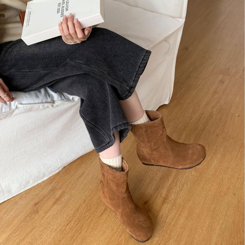 First Layer Cowhide Snow Boots Women's Round Head Flat Bottom Cashmere Blended Medium Boots Retro Matte Leather Sleeve Cotton Shoes