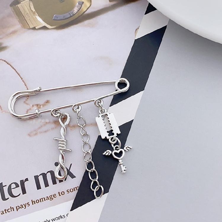 Trendy Lapel Pin Delicate Chain Pins Fashion Pendant Brooch Alloy Material