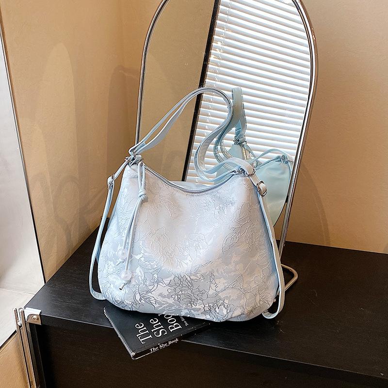 Embroidery casual large capacity simple shoulder armpit bag women's new personalized trend fashion backpack