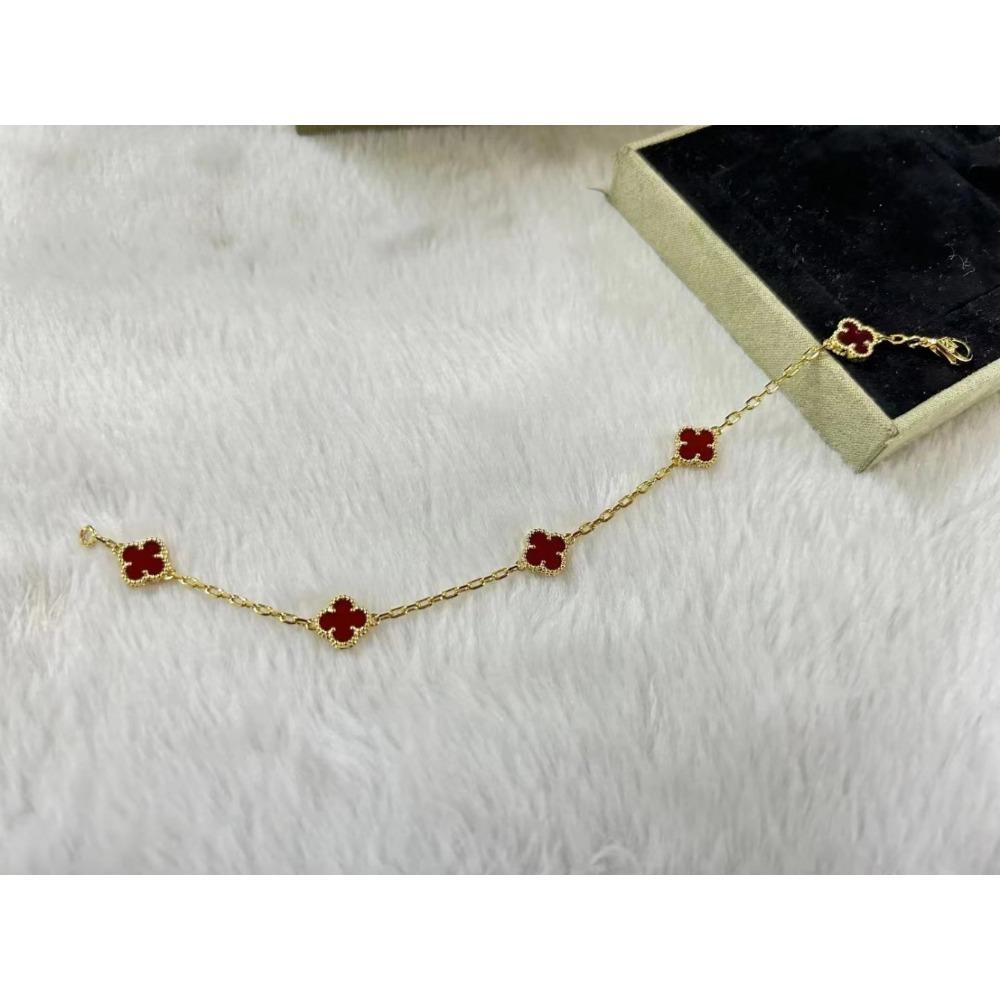 High-end Four-leaf Clover Bracelet Mini Six-flower Bracelet Red Chalcedony Black Agate Ladies Bracelet