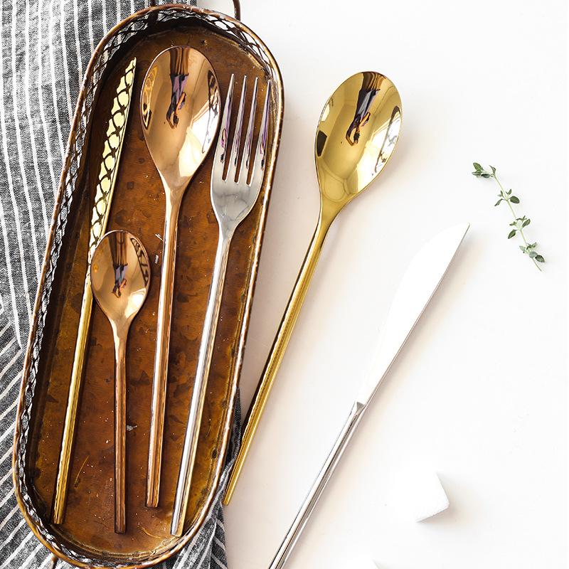 European Cylindrical Golden Main Meal Knives, Forks, Spoons, Teaspoons, a Large Number of Sets In the Restaurant