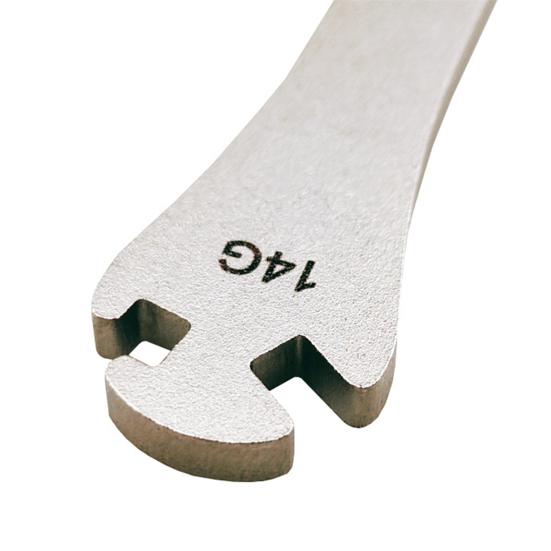 Nástroj pro opravu zařízení pro opravu ráfku kola na paprsky kola