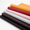 Pelle PU Ecologica con Texture Litchi, Spessore 1,1 mm, Supporto Spazzolato, Finitura al Tatto della Pelle, Adatta per Scarpe e Divani.