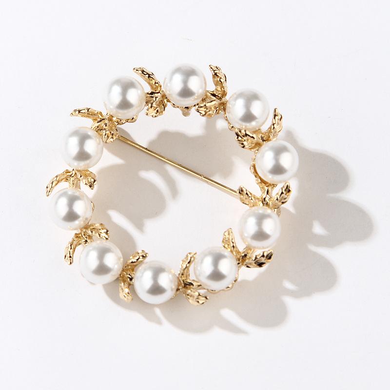 Accessories Simple Atmosphere Pearl Round Ring Tree Leaves Brooch Pins Anti-travelling Silk Scarf Clasp Women's Clothing Accessories