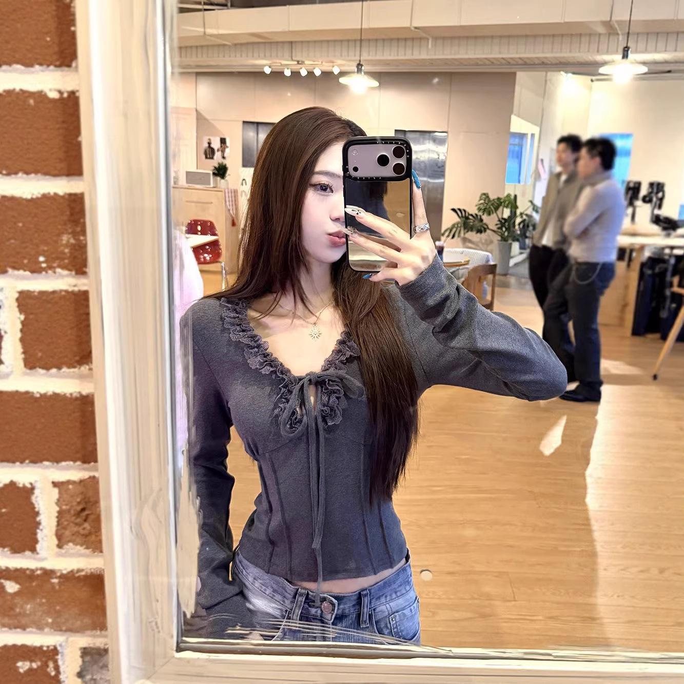 Women s Winter Chic Slim-Fit Lace Trim V-Neck Cotton Fleece Tie-Up Cropped Top Extra Large серый