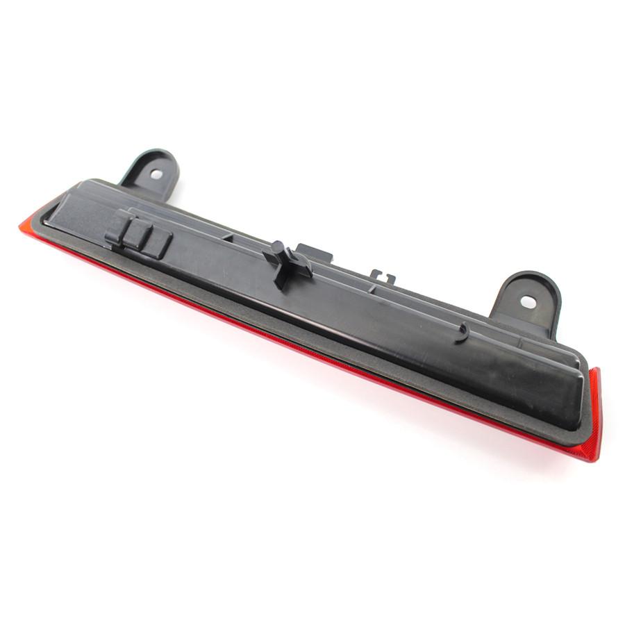 Red Rear Roof Third Brake Light For 2000-06 Tahoe Suburban Yukon XL Red 15170955