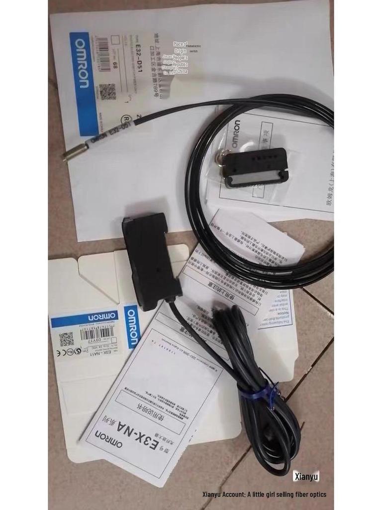 E32-T14 Side-Facing Through-Beam Fiber Optic Sensor Probe - E32-G14 Grooved Type