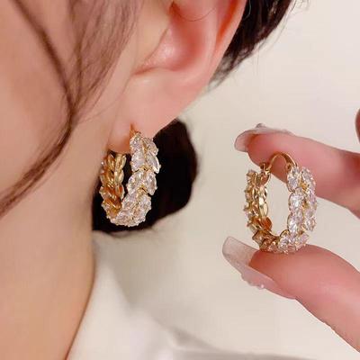 Brincos de Argola Brilhantes com Zircônia Estilo Coreano: Design Moderno de Alta Qualidade Inspirado no Douyin