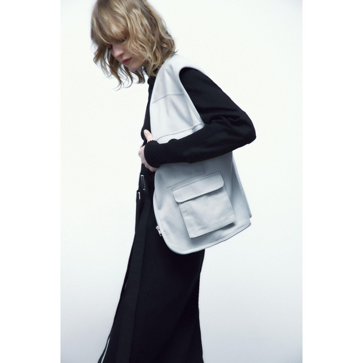 

MULTI-POCKET GILET