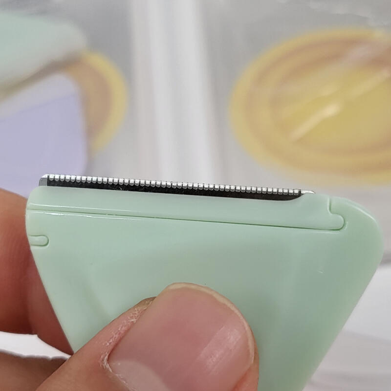Портативный и безопасный треугольный триммер для бровей Mint + Beige