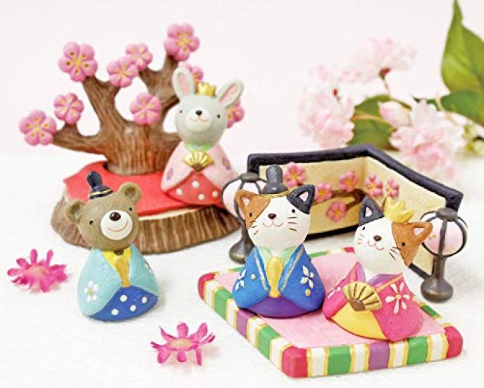 Maruwa Trading Cockatiel Figurine Set, Hina Dolls (W3.4 x D3 x H4.3cm), Emperor and Empress (W4.9 x D3.4 x H3.2cm), Naughty Hina Dolls, 4008380-03
