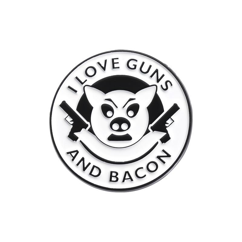 

Люблю Оружие Я И Бекон Забавный Причудливый Дизайн Свиньи Значок из Сплава Привлекательная Брошь для Мужчин и Женщин
