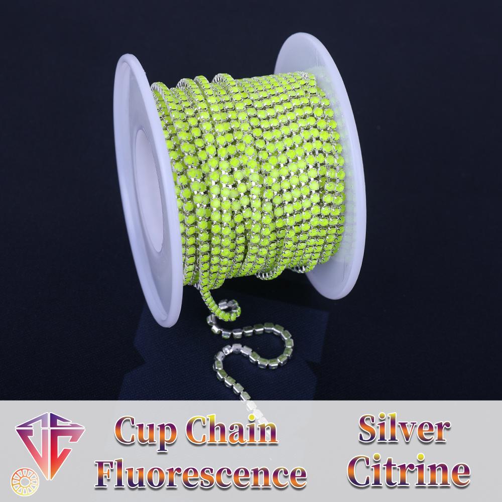Catena ad Artiglio Fluorescente da Boutique Weichen, Catena Mocha Criptata, Trapano Luminoso, Catena di Diamanti Flash, Accessori di Abbigliamento Fai da Te
