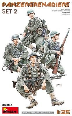 MiniArt WWII German Panzergrenadier Set 2 1/35 (4-Piece Set)